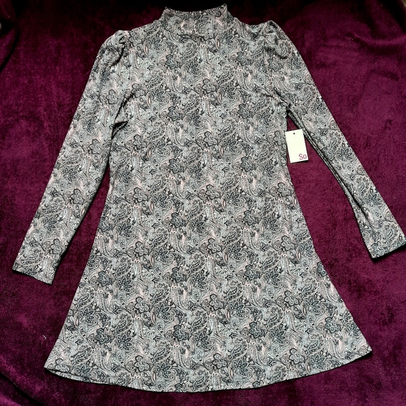 SO Dresses & Skirts - So L NWT Paisley Fit And Flare Long Sleeve Dress